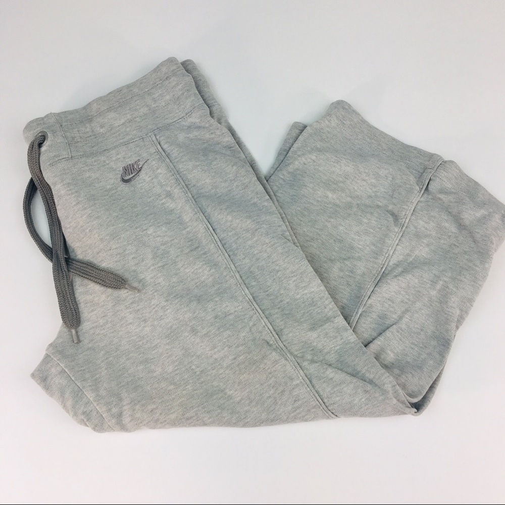 Nike Sportswear Grey Crop Sweatpants SZ S 4-6
